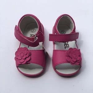 L’Amour Angel Pink Flower Sandals Baby Size 2